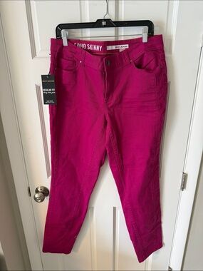 NWT DKNY SOHO Skinny Jeans Mid Rise Fuchsia Size 16W